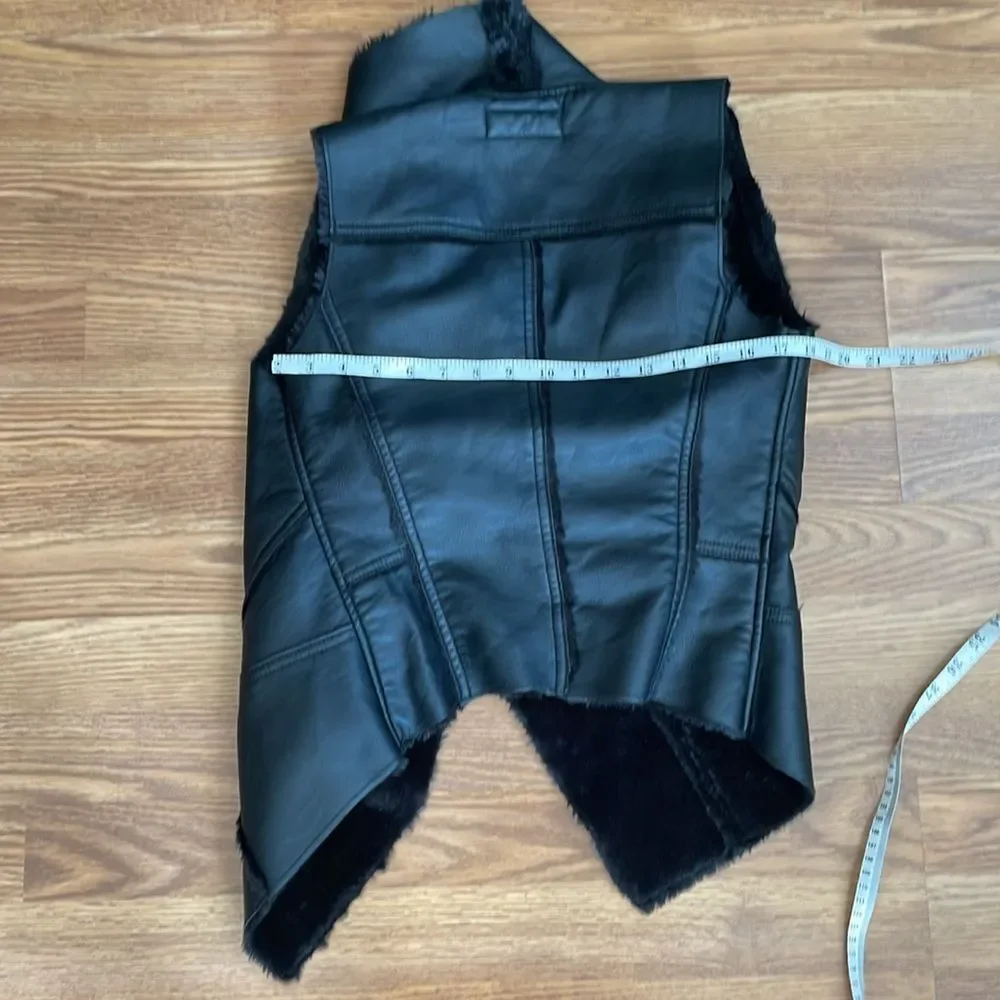 BLANKNYC Faux Shearling Drape Front Vest Shawl Small Faux Fur Lined Black NWOT